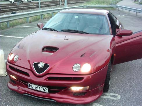 Alfa Romeo GTV 16V